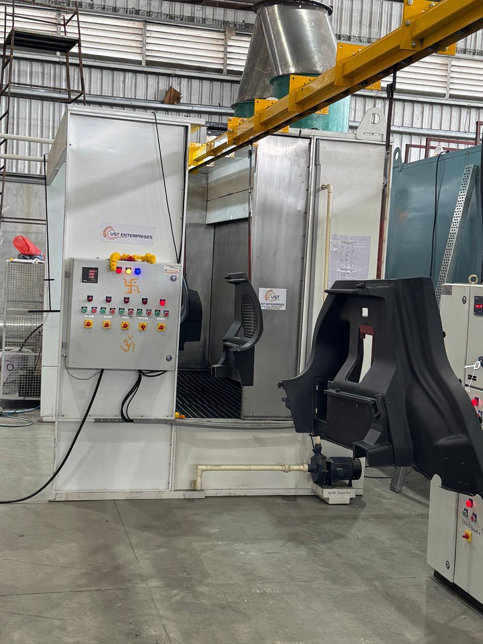 Paint Shop Line - Handling Trolleys view 6