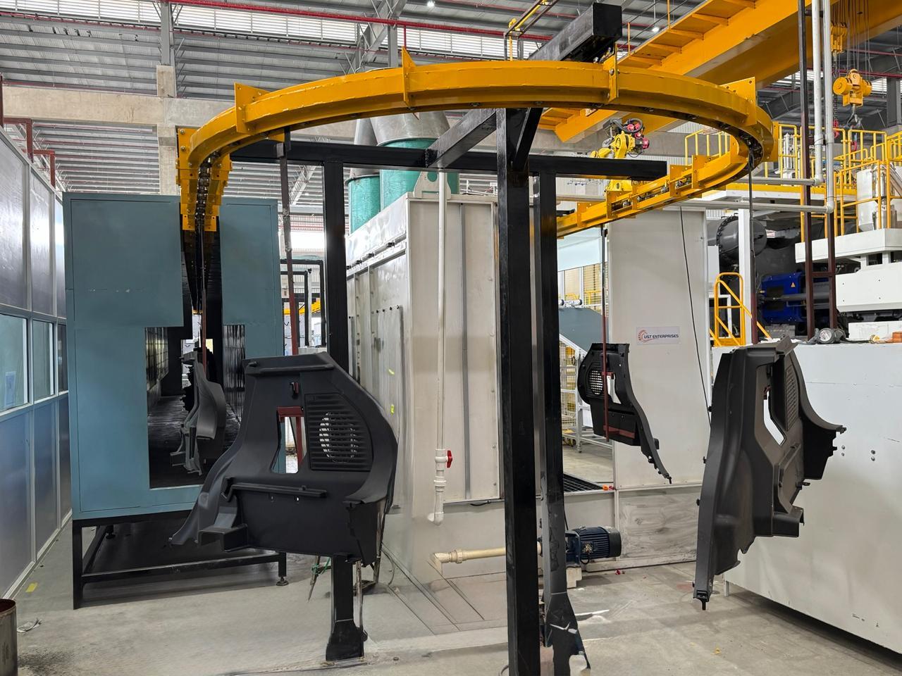 Paint Shop Line - Handling Trolleys view 8