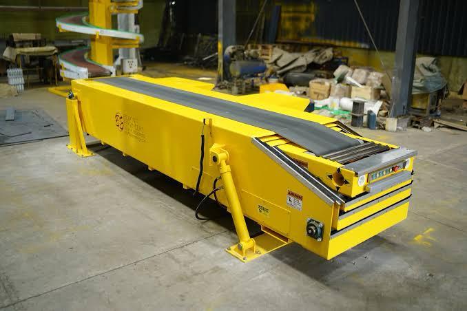 Telescopic Belt Conveyor - Material Handling Equipment view 2